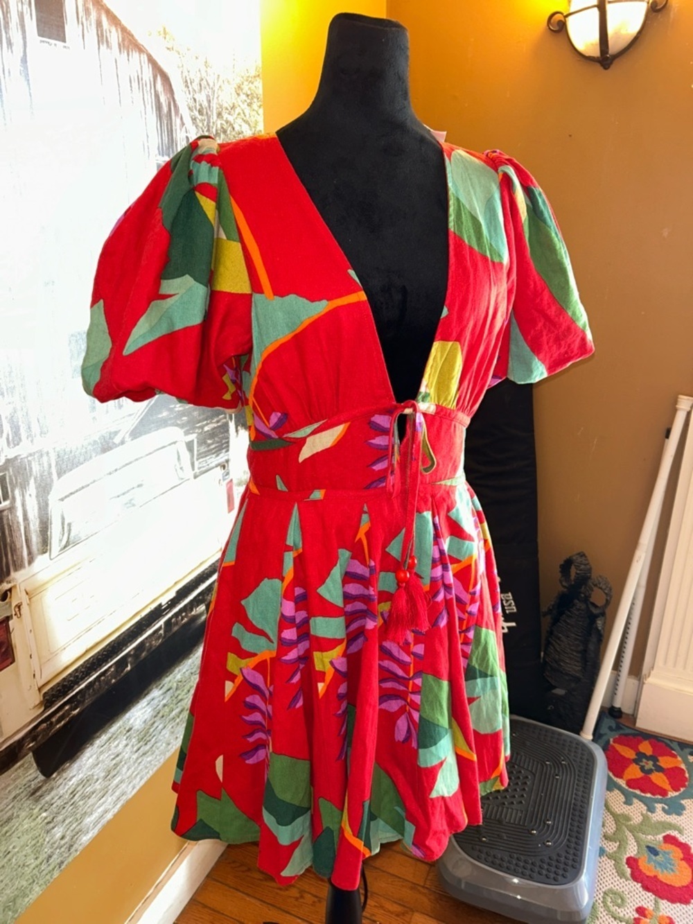 House of Harlow NWT Red Floral Print Tie-Waist Mini Dress